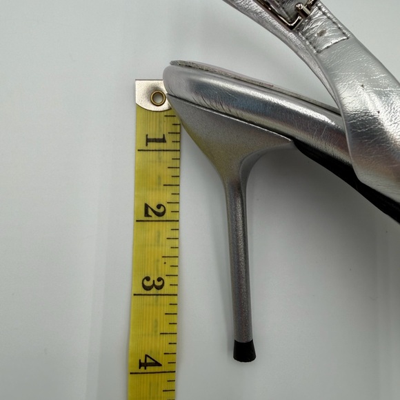 Jeffrey Campbell Go-Getter stiletto sling-back in metallic silver leather Sz 6.5 - Picture 9 of 11